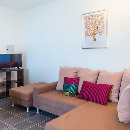 Apartment Casa Bougainvilha Apartement